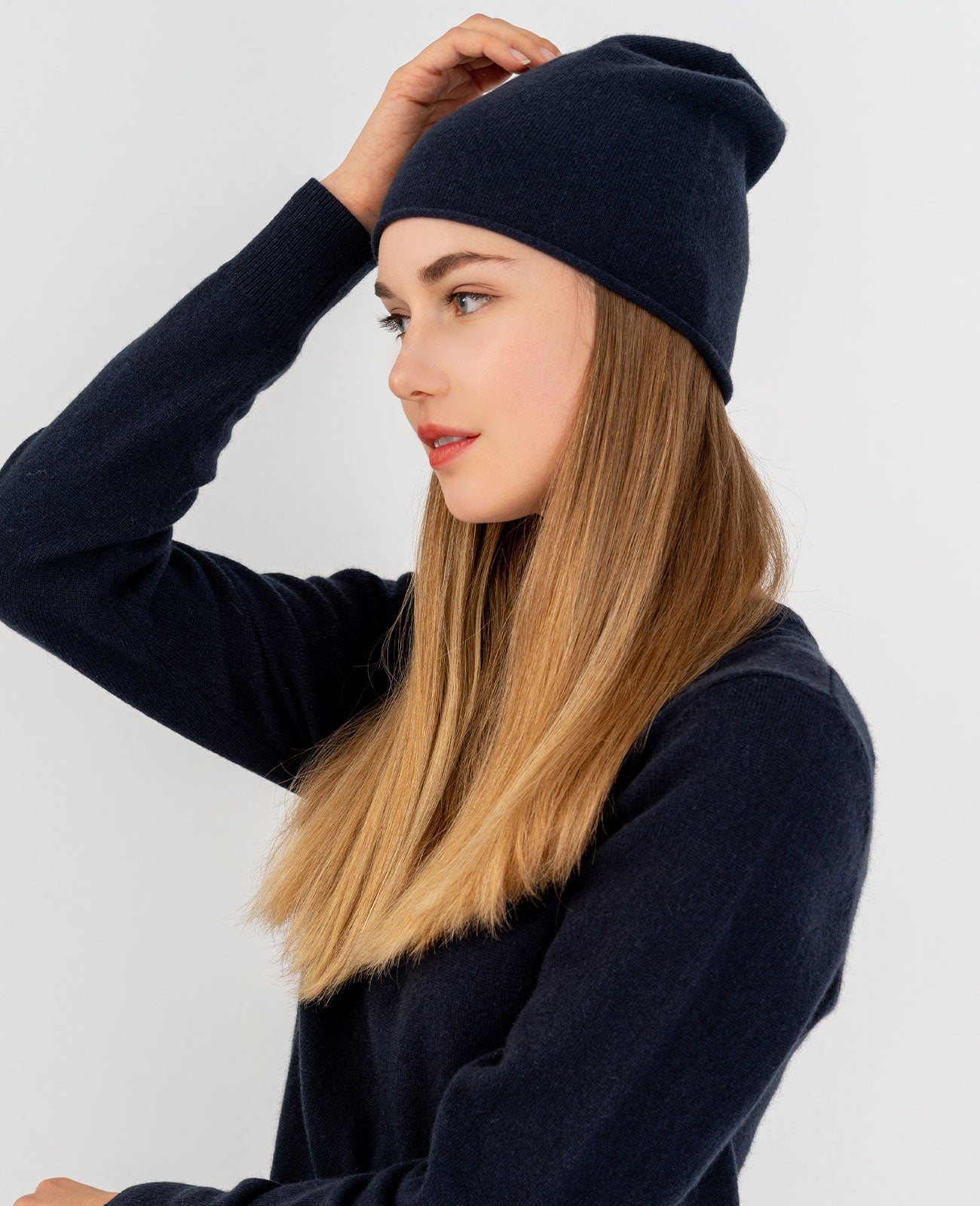 Cashmere Beanie in Blackened Blue | GRANA #color_blackened-blue