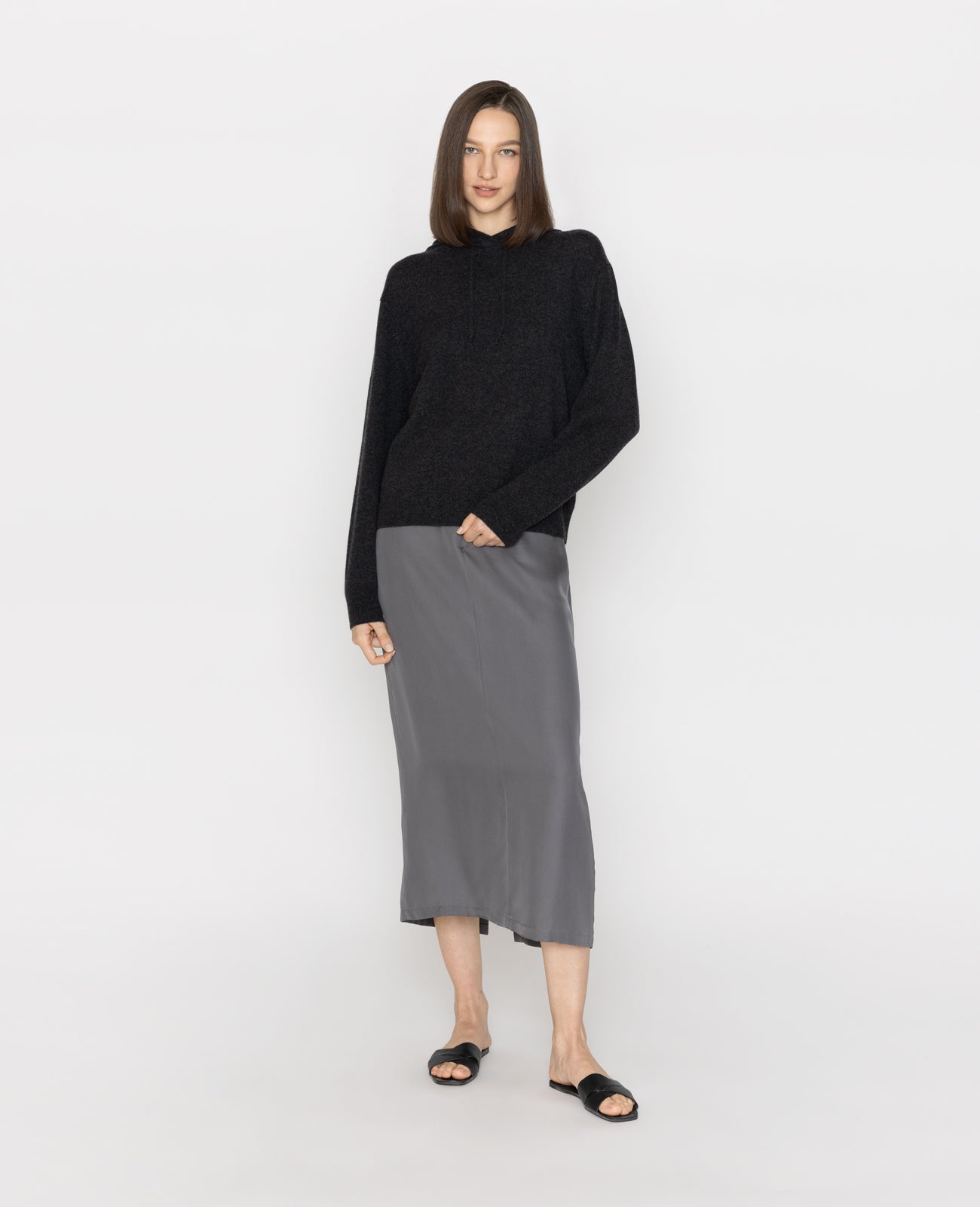 Cashmere Hoodies in Charcoal | GRANA #color_charcoal