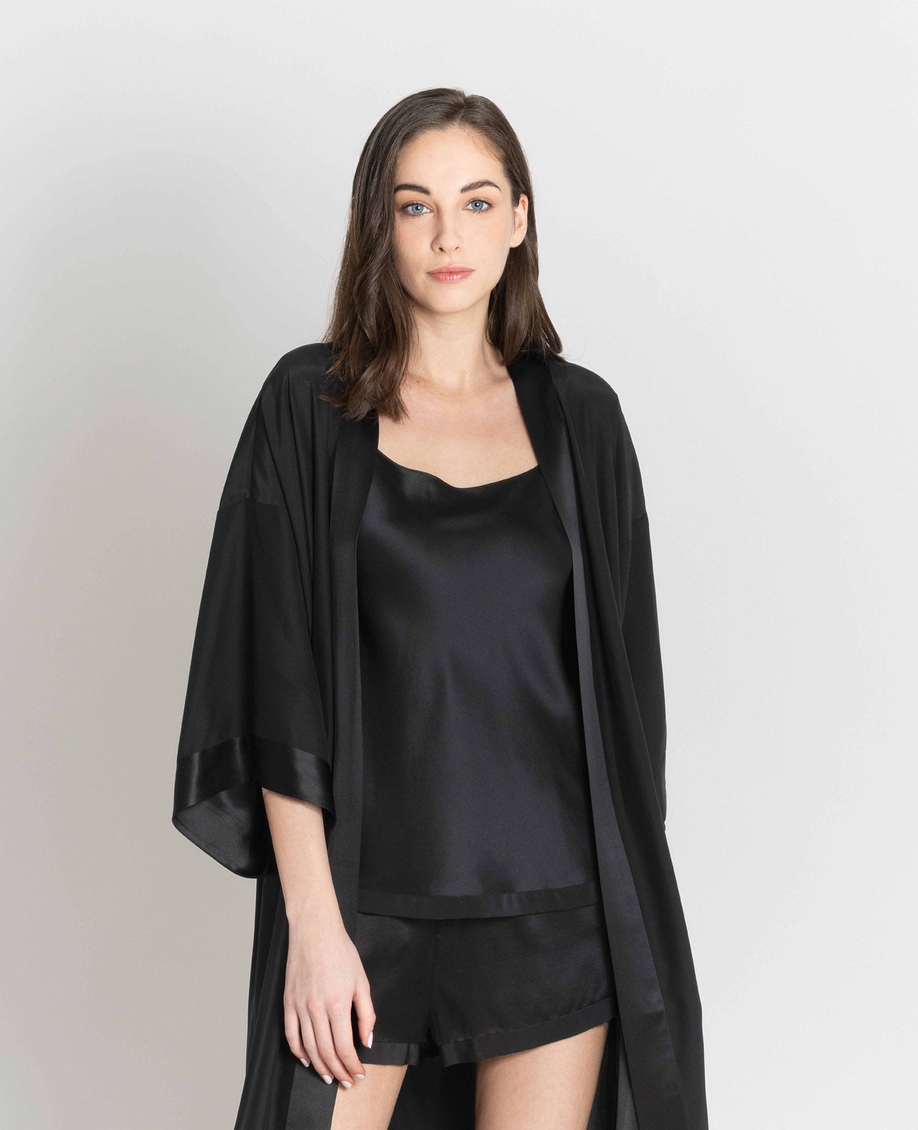 Silk Pyjamas Robe in Noir | GRANA #color_noir