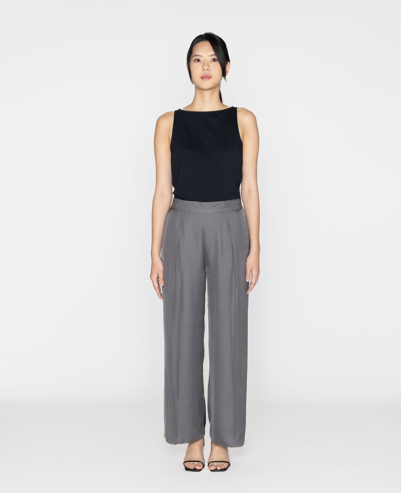 Silk Pleated Pants in STORM | GRANA #color_storm