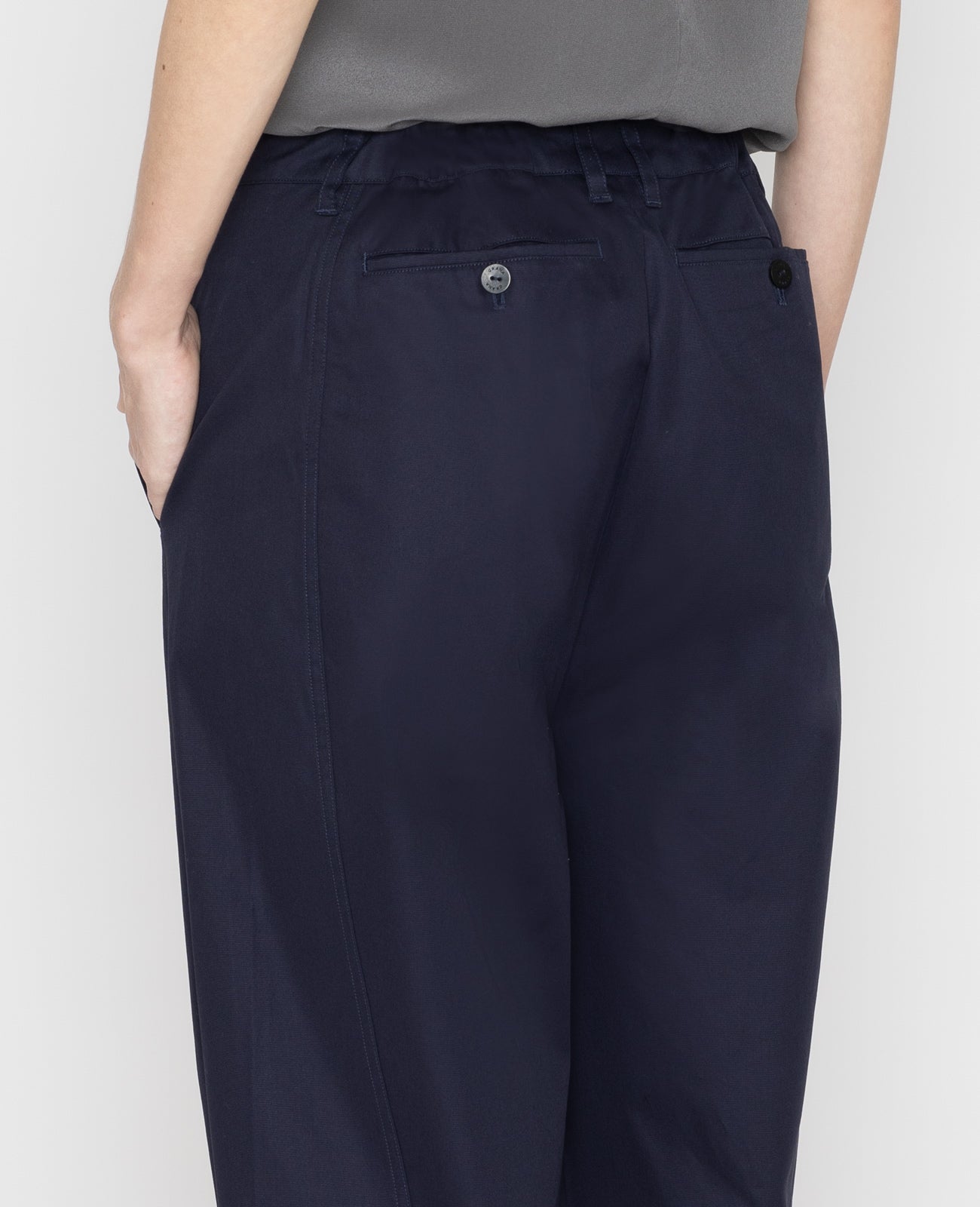 Organic Twisted Seam Tapered Pants in Navy | GRANA #color_navy