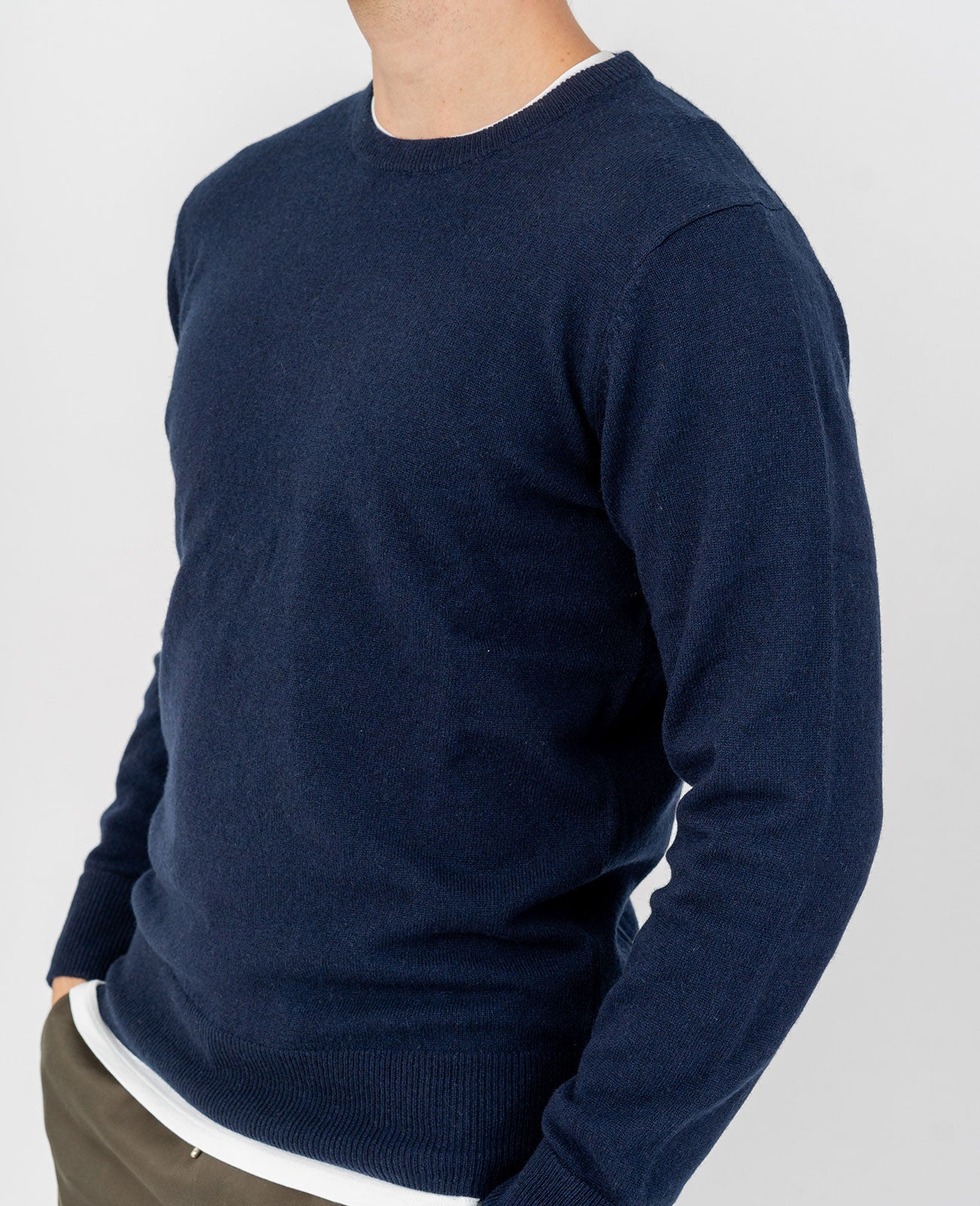 Cashmere Crew Neck Sweater in City Navy | GRANA #color_city-navy