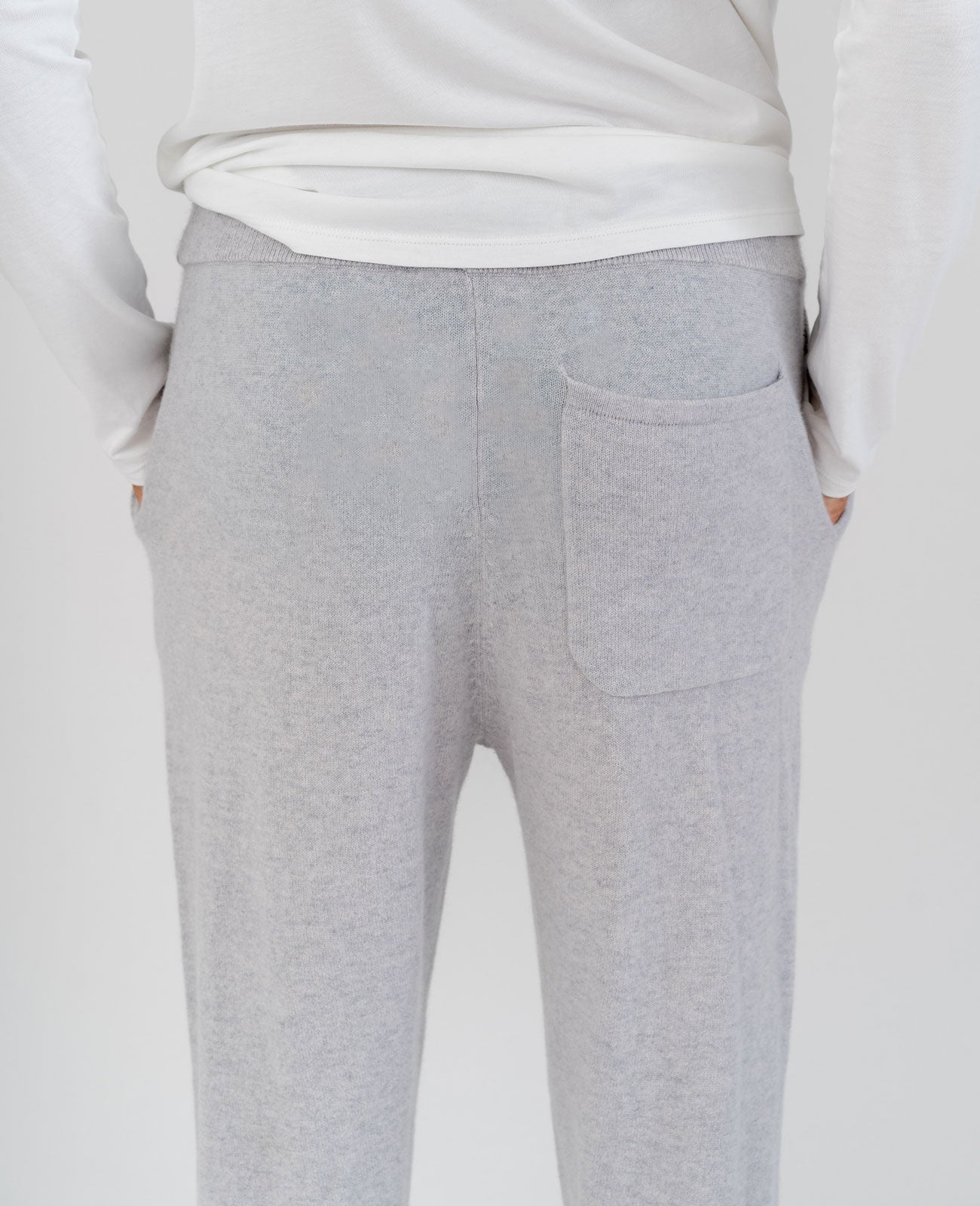 Cashmere Joggers in Glass Grey | GRANA #color_glass-grey