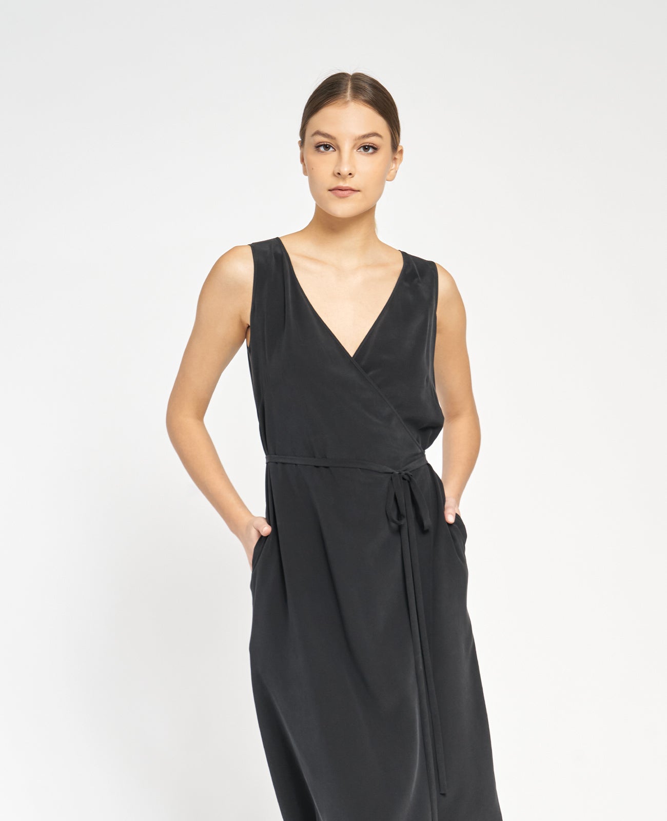 Silk Signature V Slip Dress – GRANA