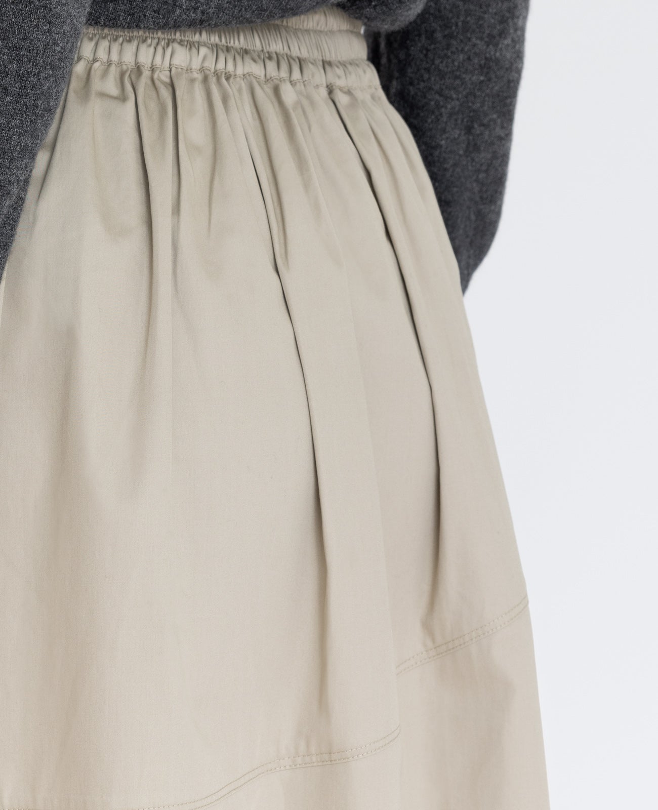 Supima Poplin Tulip Skirt in Beige Taupe | GRANA #color_beige-taupe