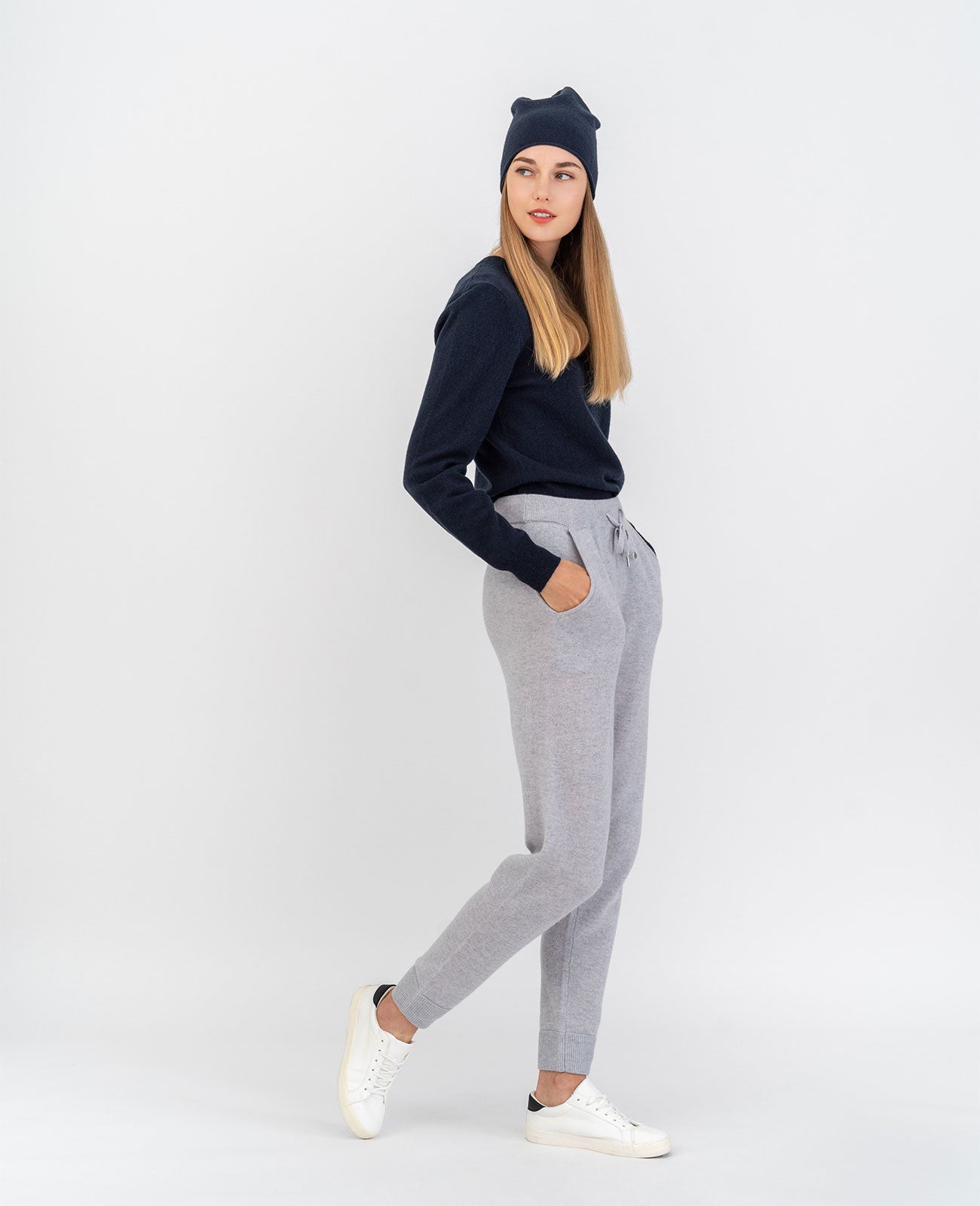 Cashmere Joggers in Glass Grey | GRANA #color_glass-grey