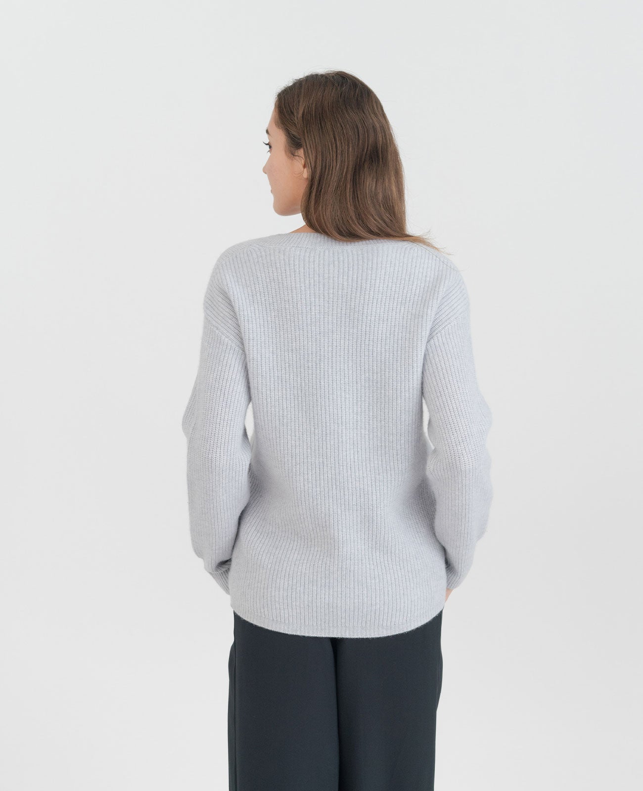 Moving Rib V-Neck Sweater in Marble Grey | GRANA #color_marble-grey