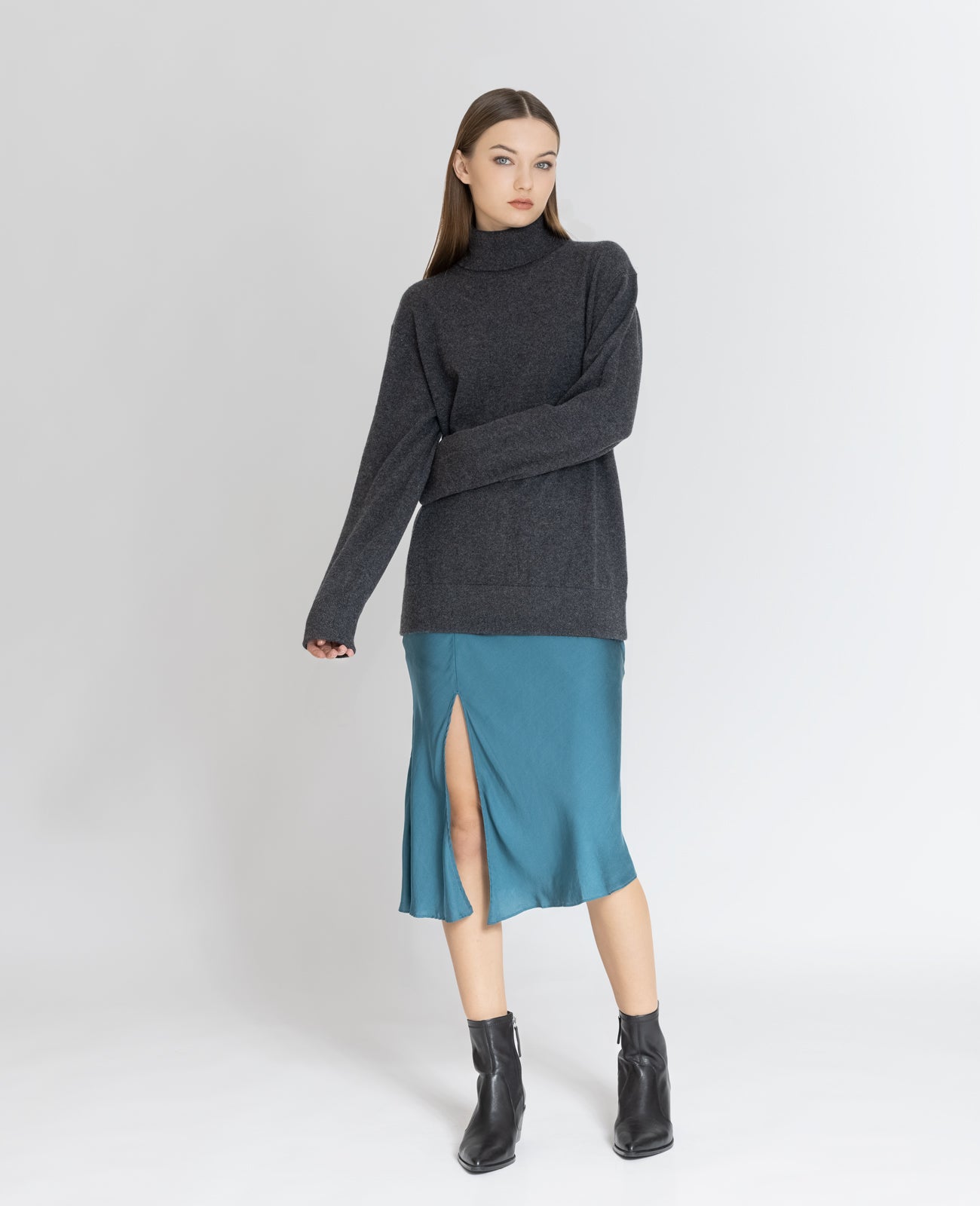 Mongolian Cashmere Turtleneck Sweater