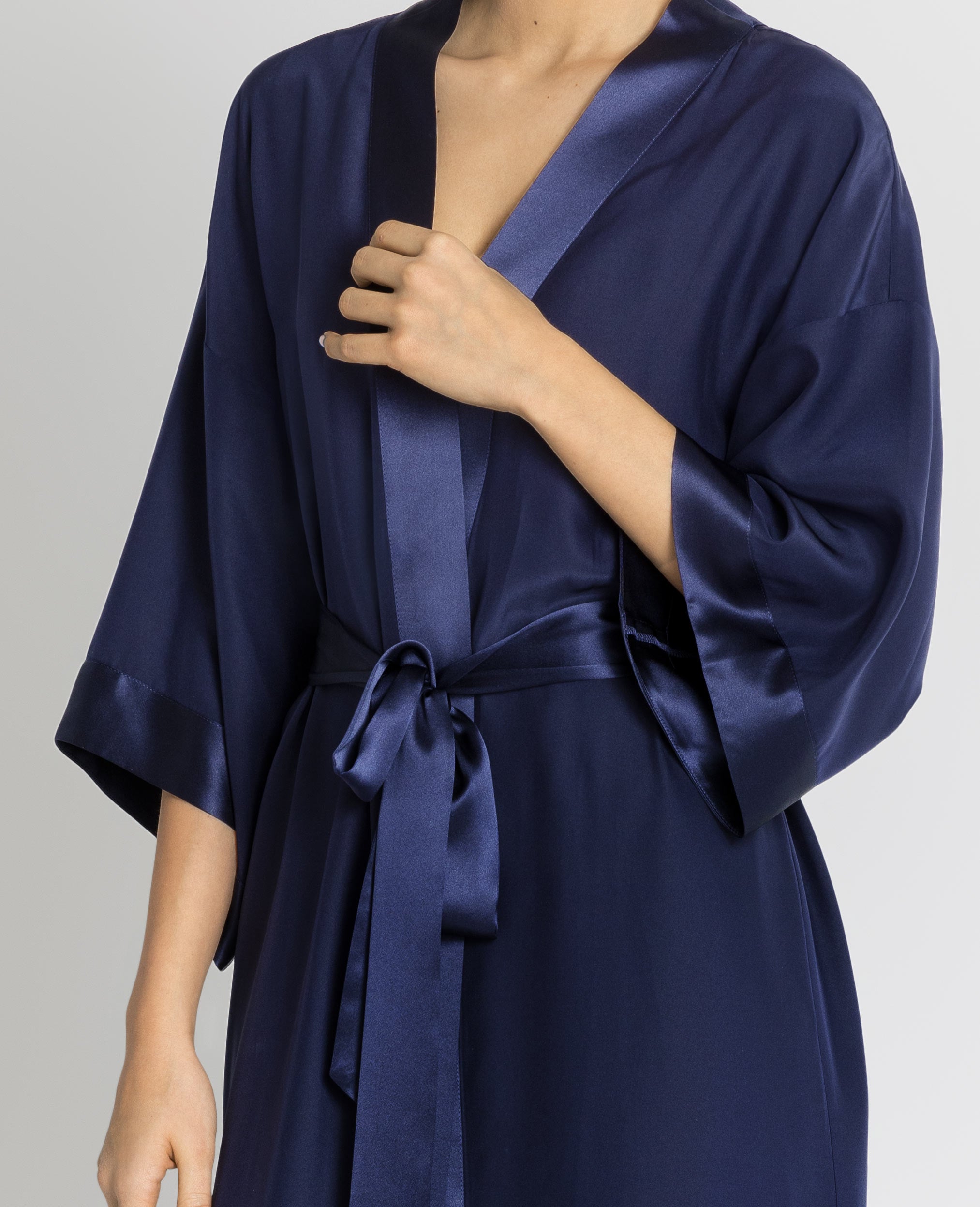 Silk Pyjamas Robe in Lazuli Blue | GRANA #color_lazuli-blue