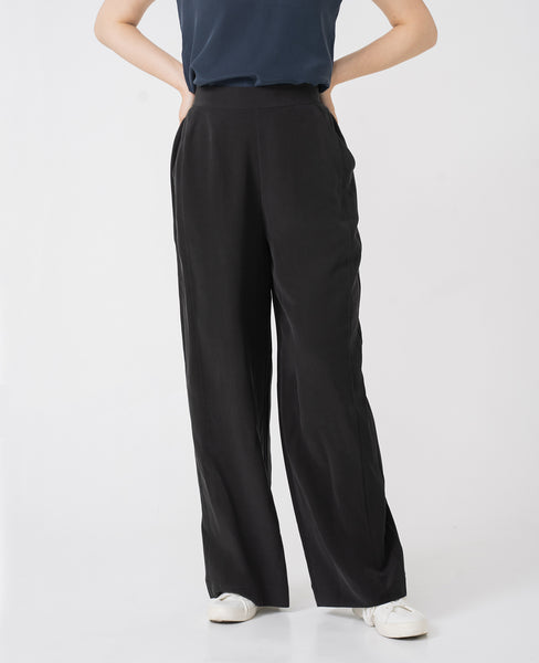 Grana Review Silk Flat Front Ankle Pants and Grana has changed their silk!  — Fairly Curated