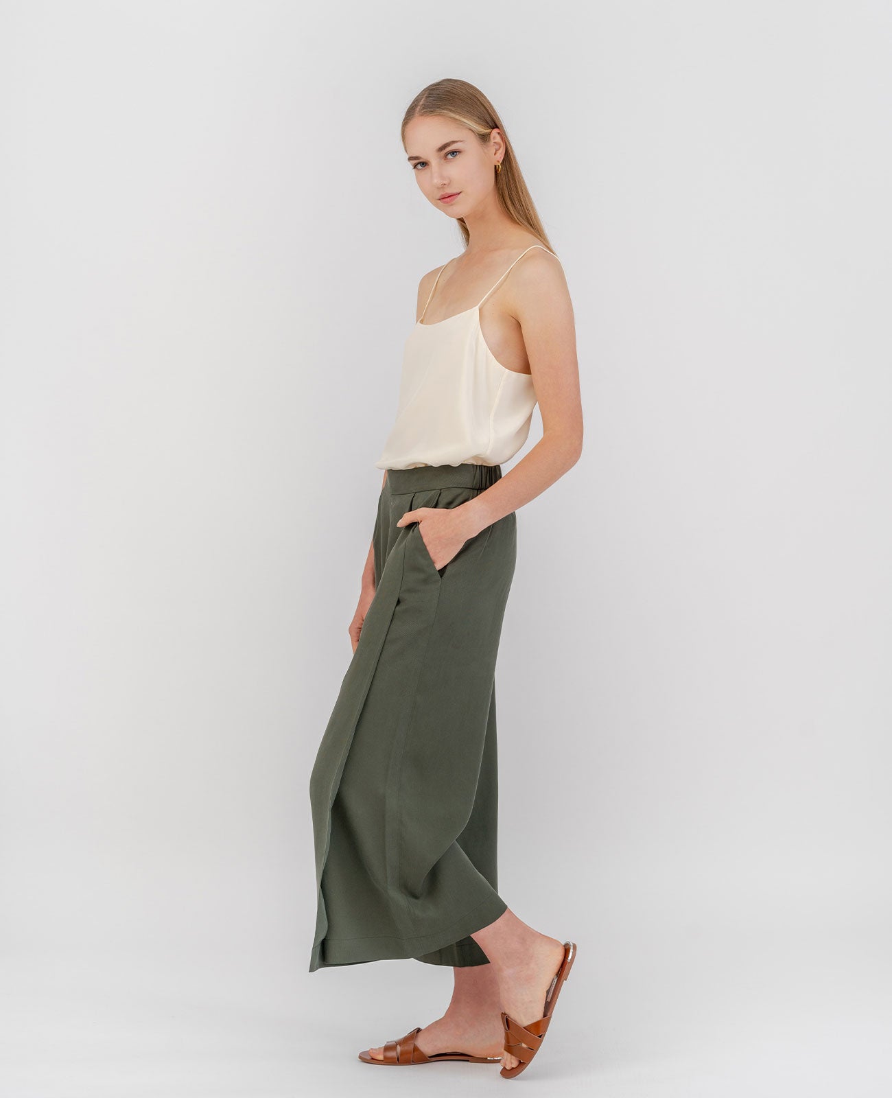 Tencel Split Front Culotte in Forest Green | GRANA #color_forest-green