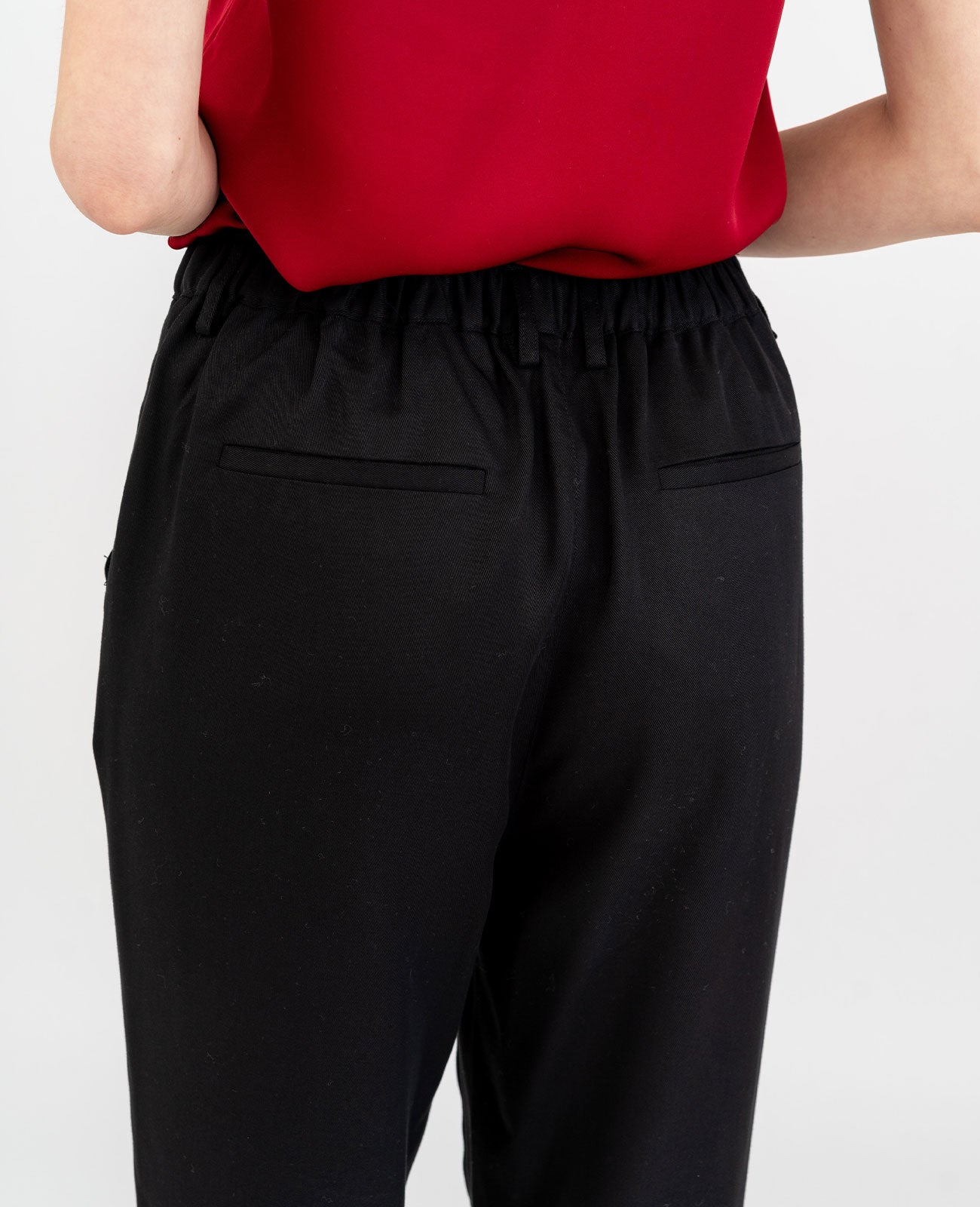 Tencel Relaxed Tailored Pant in Black | GRANA #color_black
