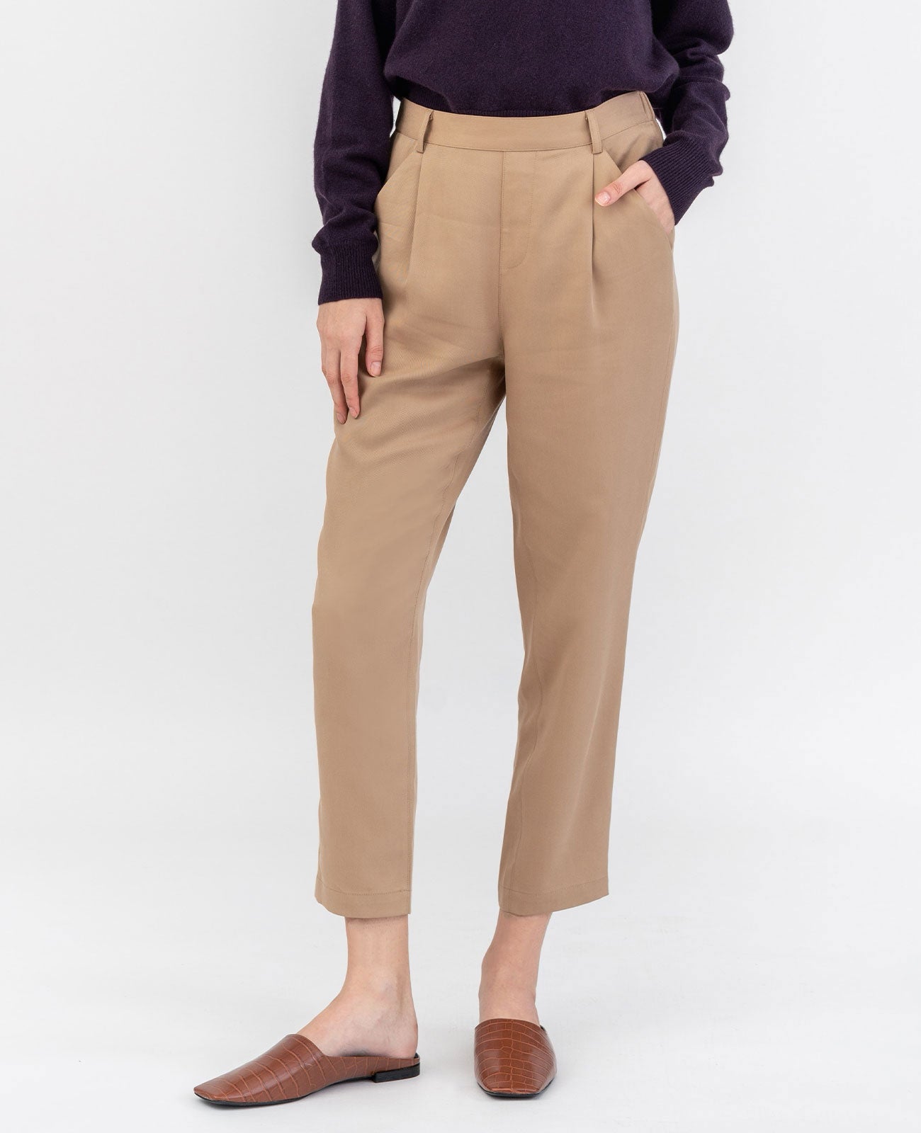 Tencel Relaxed Tailored Pant in Beige | GRANA #color_beige
