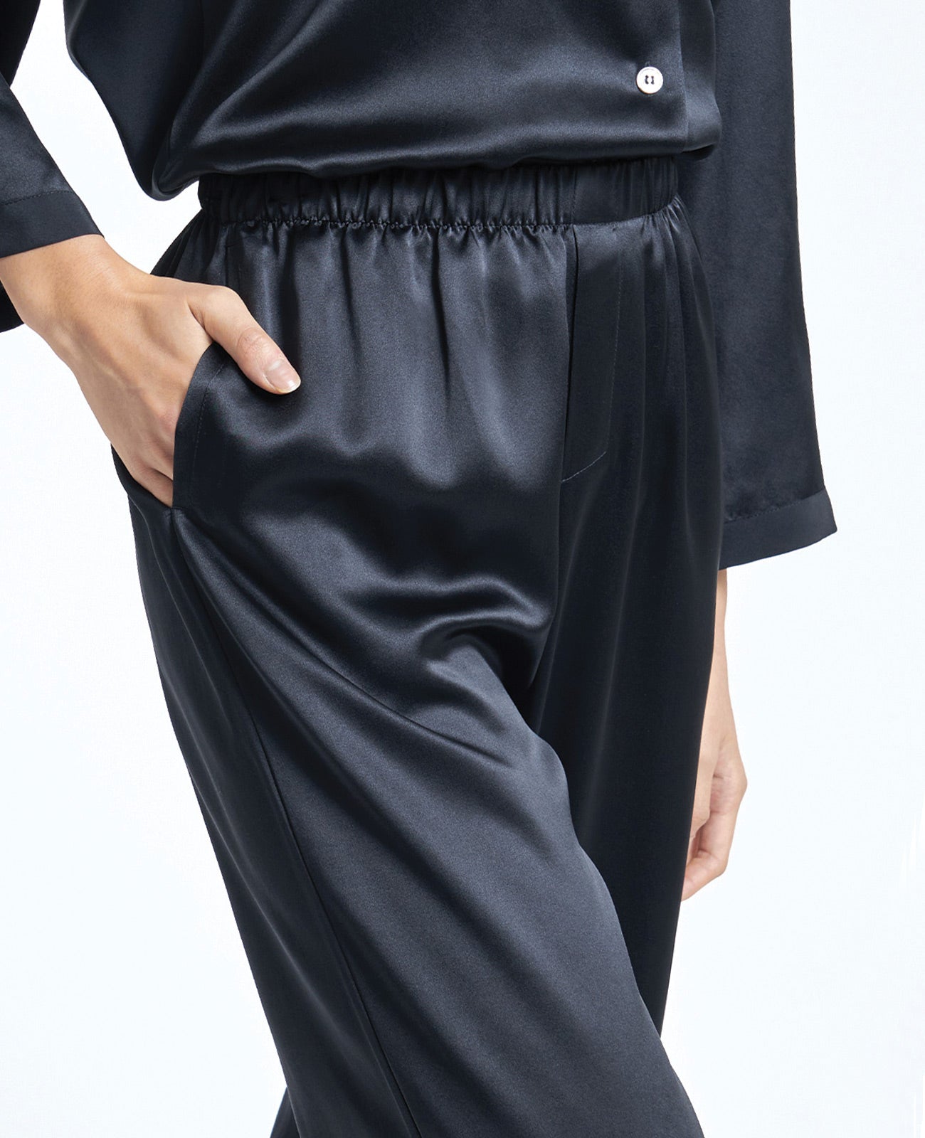 Silk Pyjamas Pants in NOIR | GRANA #color_noir