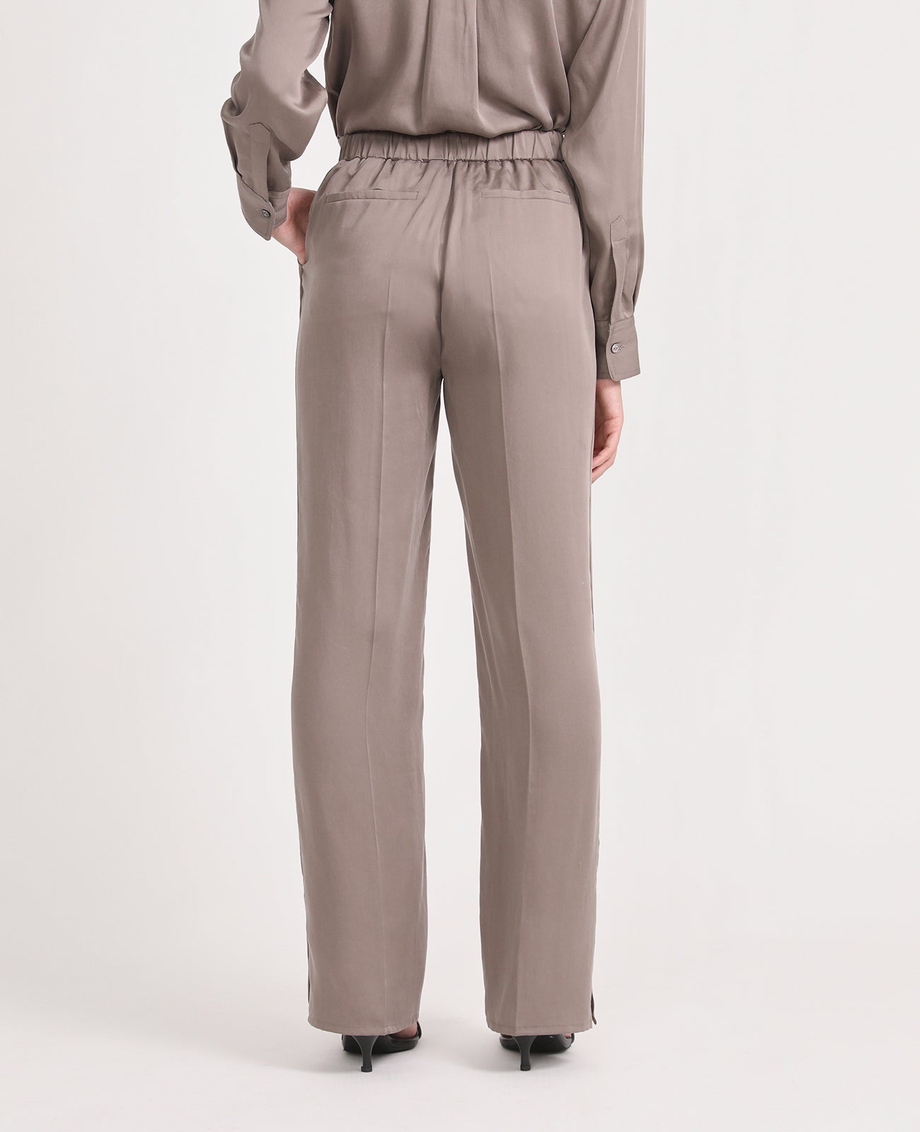 Tencel Side Slit Pant in Taupe Grey | GRANA #color_taupe-grey