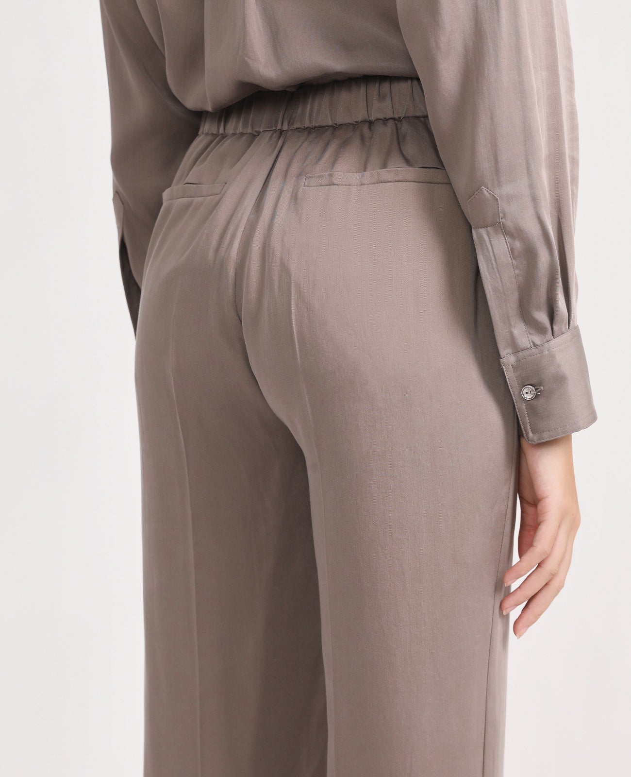 Tencel Side Slit Pant in Taupe Grey | GRANA #color_taupe-grey