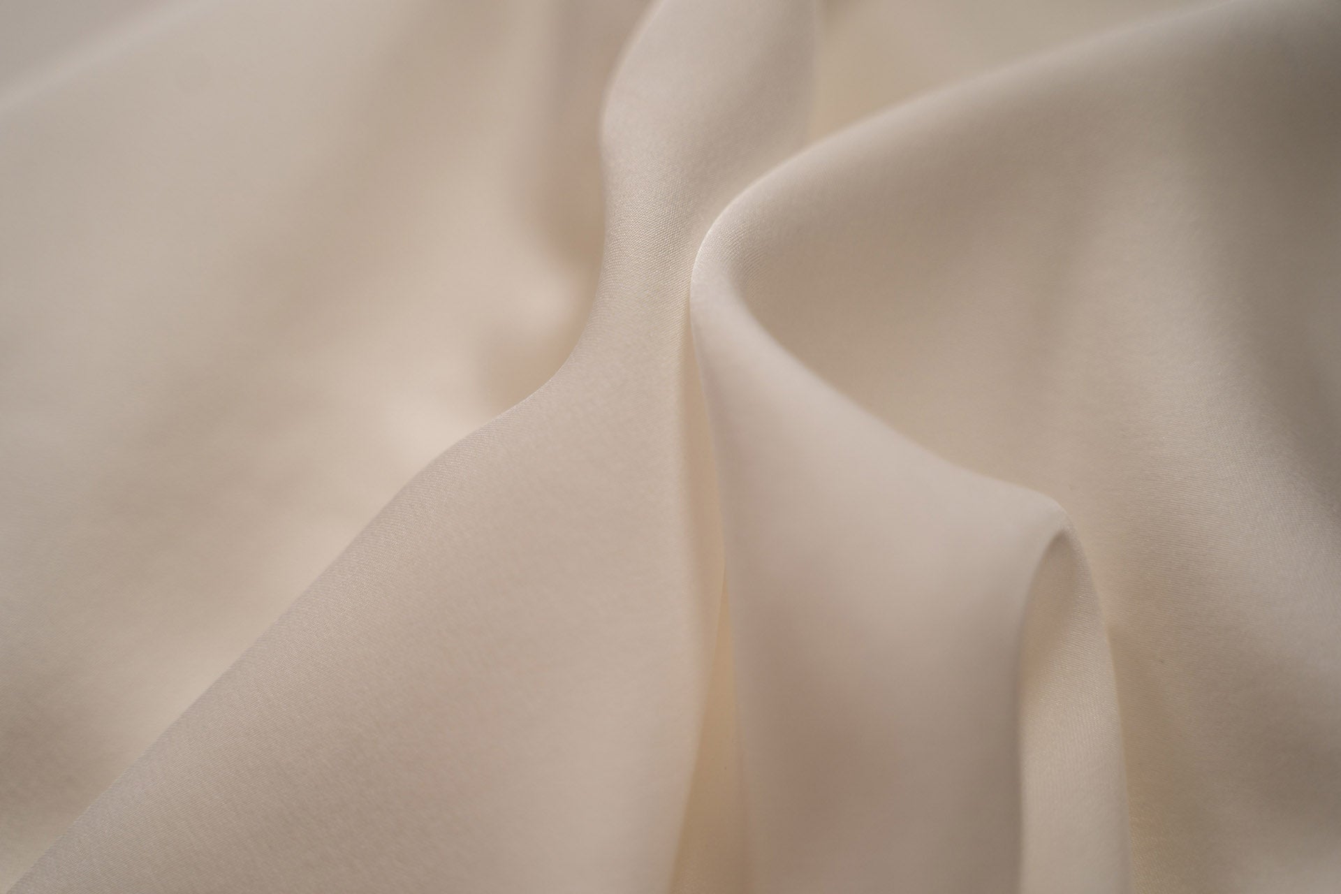 Silk V-Neck Camisole in White | GRANA #color_white