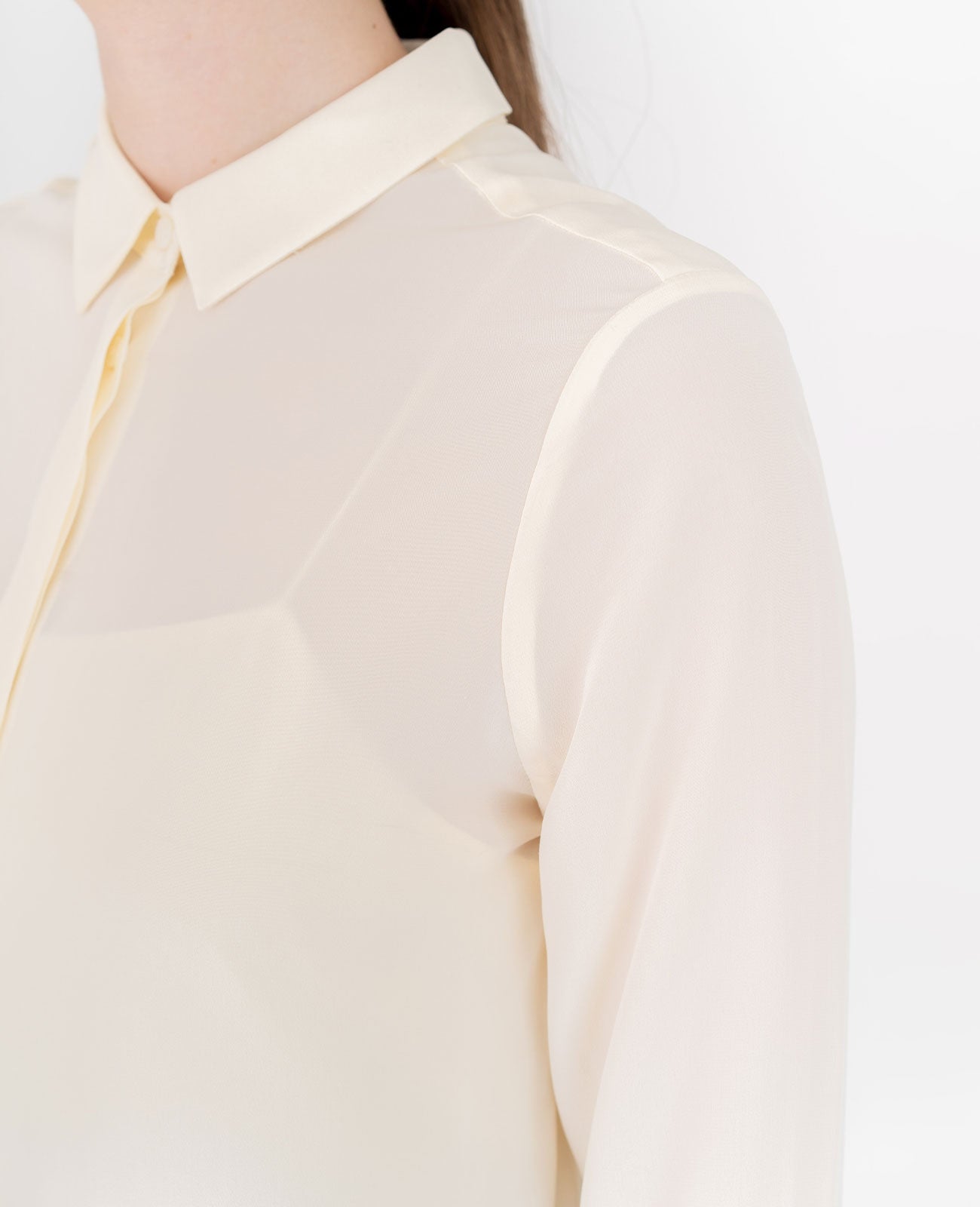 Women Silk Long Sleeve Shirt in Off White | GRANA #color_off-white