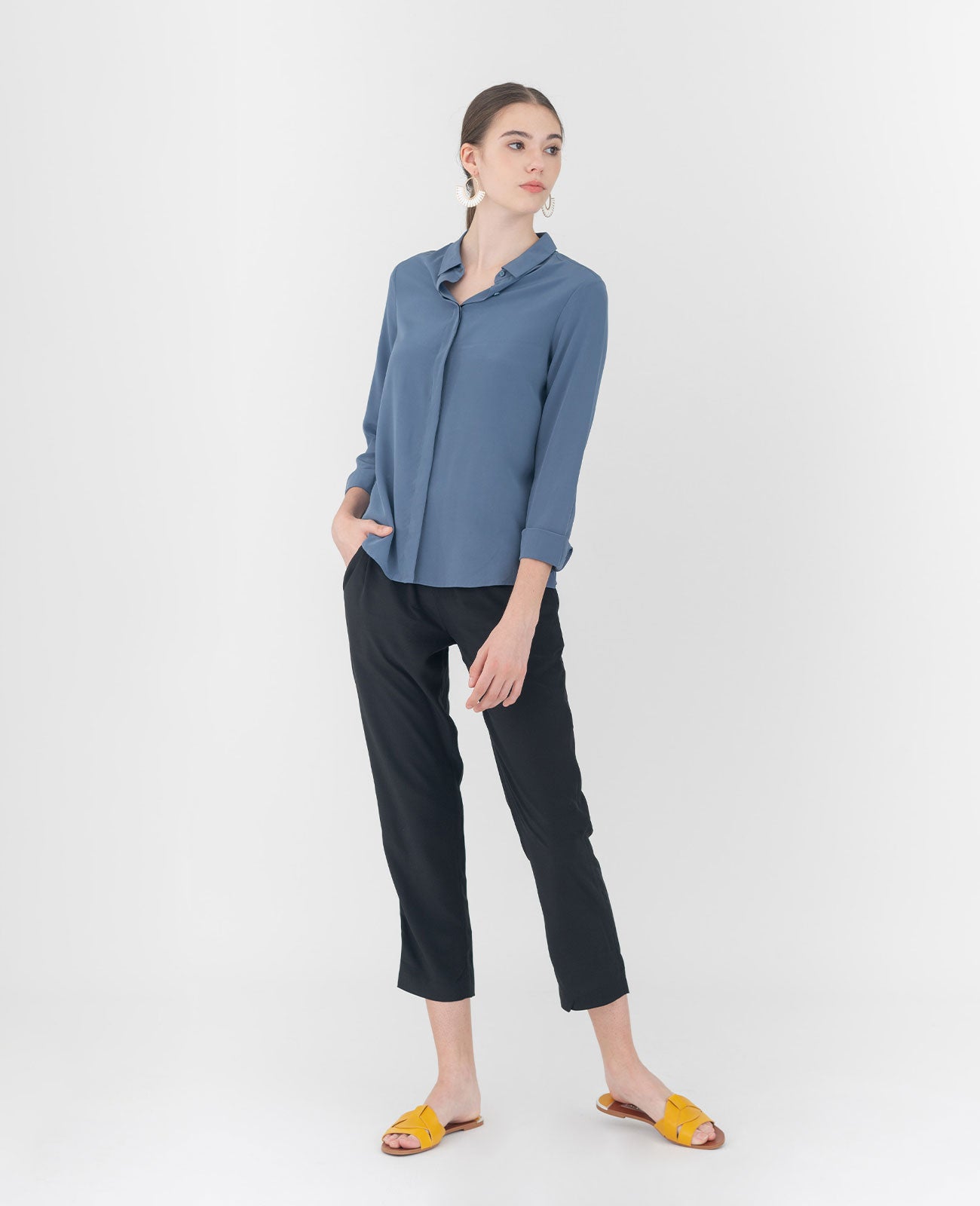 Women Silk Long Sleeve Shirt in Vintage Indigo | GRANA #color_vintage-indigo