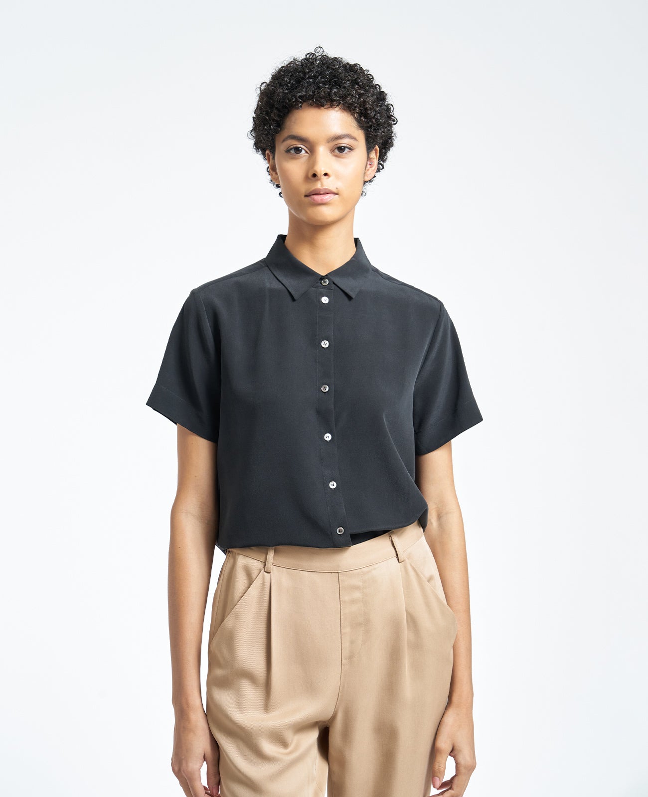 Silk Short Sleeve Shirt in BLACK | GRANA #color_black
