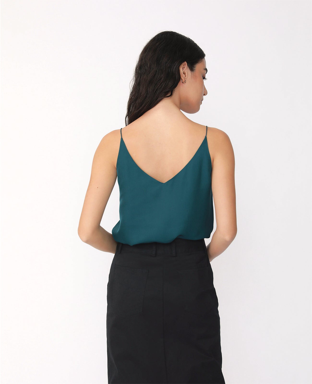 Silk Signature V-neck Camisole in Emerald | GRANA #color_emerald