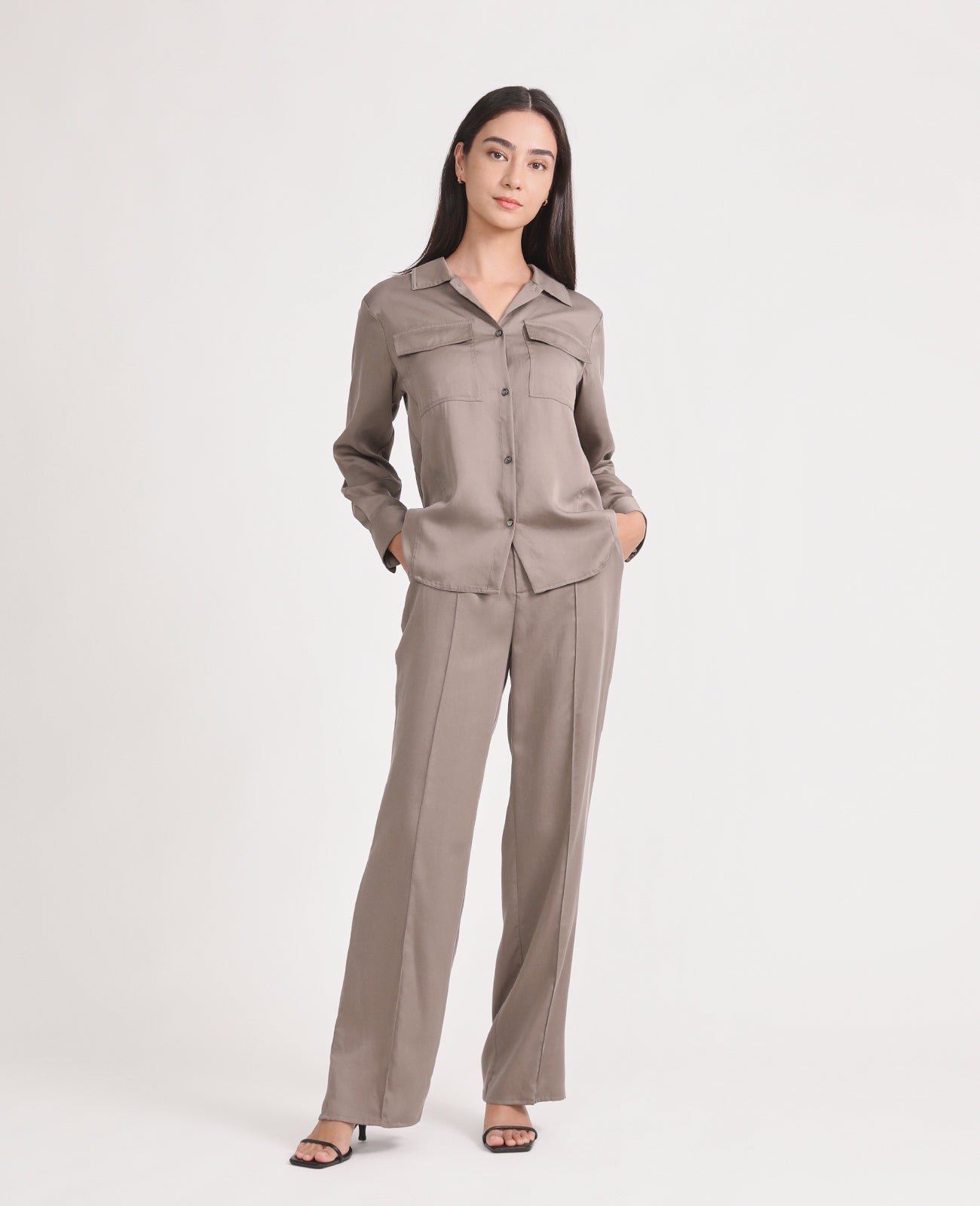 Tencel Utility shirt in Taupe Grey | GRANA #color_taupe-grey