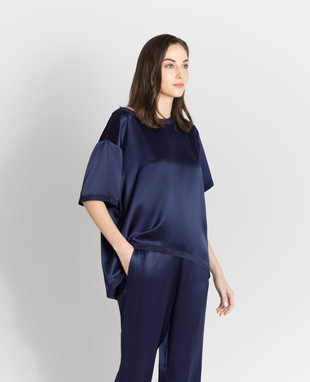 Elegant Monochromatic Outfit: Grana Chinese Silk Pants and Silk/Cashmere Tee